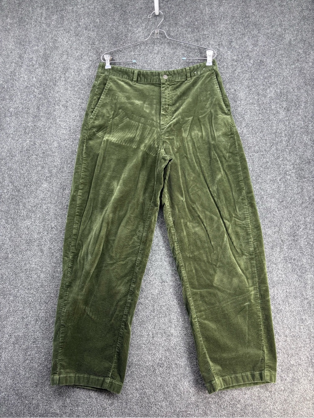 Uniqlo Green High Rise Barrel Leg Corduroy Pants Women’s 32X29